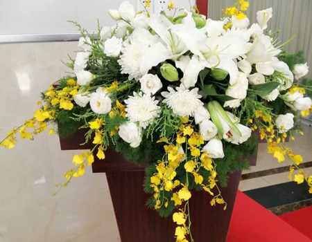 讲台花